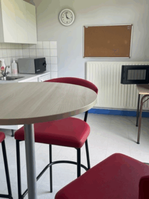 SALLE-DE-REPAS-ESI-EAS-1